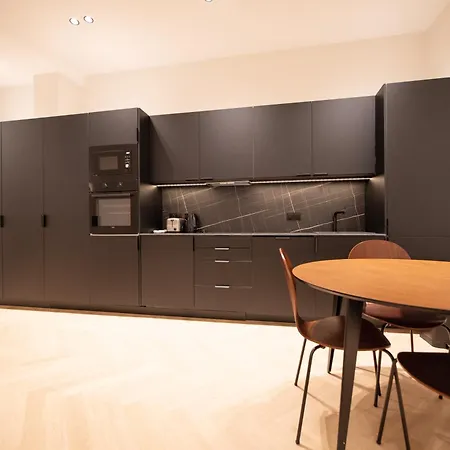 Cia - Marguerite De Rochechouart Apartment